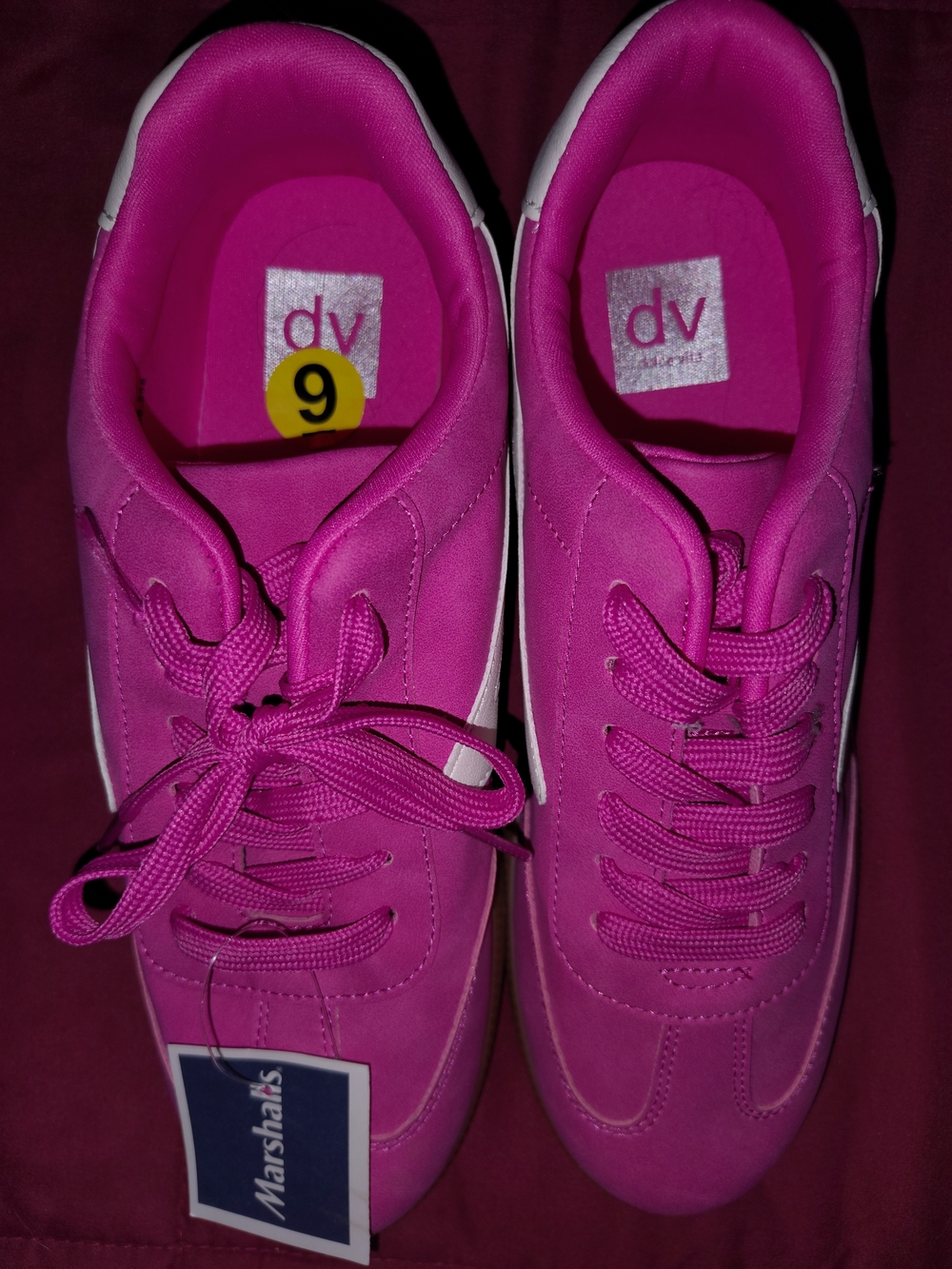 DV by Dolce Vita Valentina Pink Girls 9 Sneakers NWT